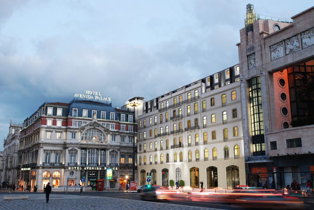 APRECIAR LA ARQUITECTURA Y EL PAVIMENTO TRADICIONAL PORTUGUÊS  AVENIDA DA LIBERDADE