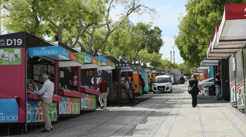 FERIA DEL LIBRO, lisboa
